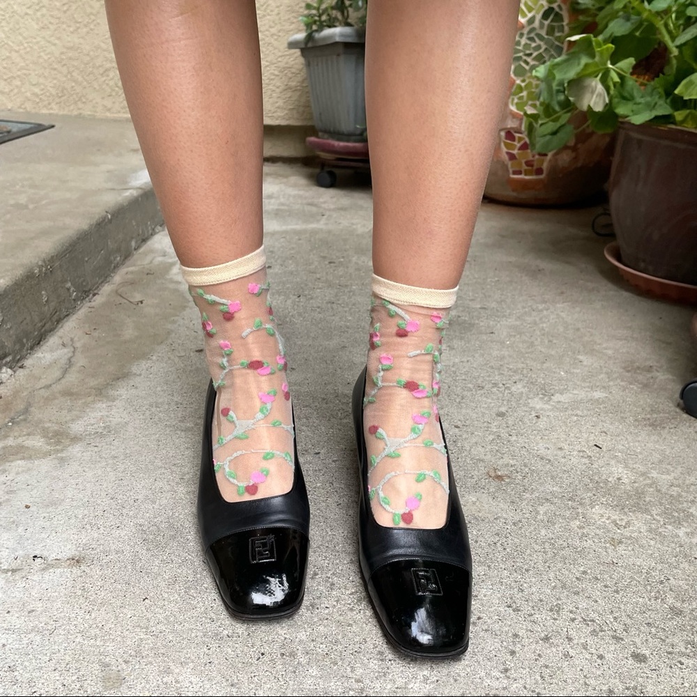 Vintage black Fendi all leather shoes